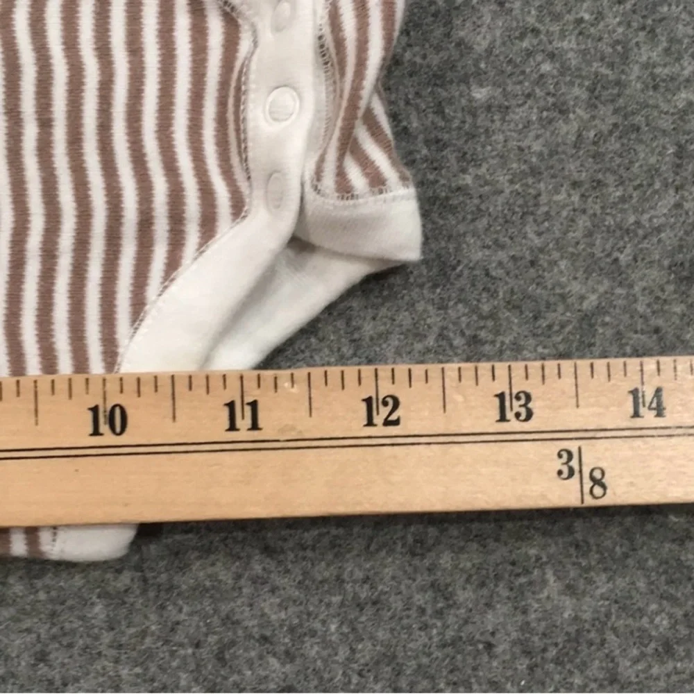 💥$5 if bundled 0 - 3 Month GYMBOREE Striped Hedgehog Porcupine Long Sleeve Onsie